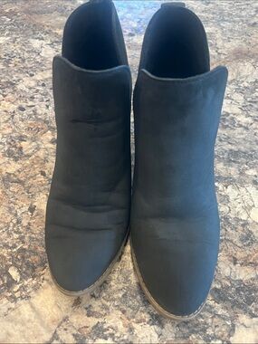 Toms Black Slip-On Women's Ankle Booties